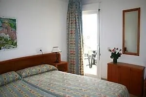 Bellamar Апартаменти *